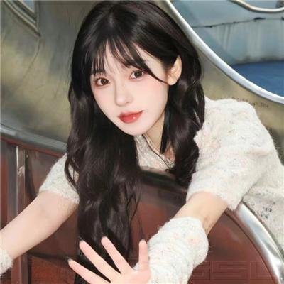 诺娜和埃斯特